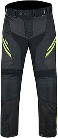 Opciones de vestimenta para motociclistas en verano