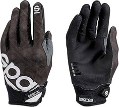 Descubre las ventajas de usar guantes de moto racing